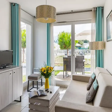 With Dishwasher 150m Away From Platin Saint-Palais-sur-Mer